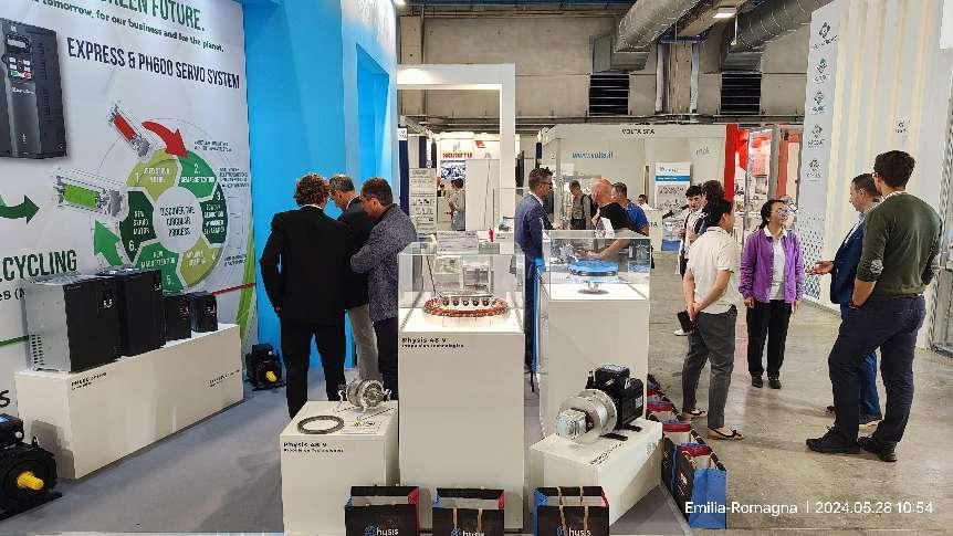 中文字幕按摩做爰